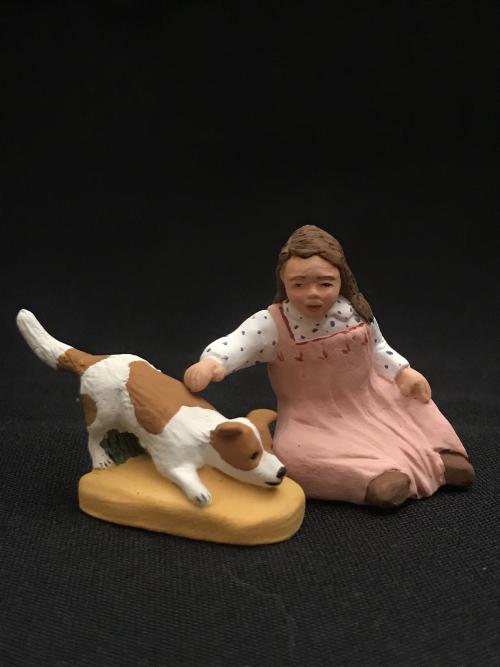 Fillette assise (seule)   18 €