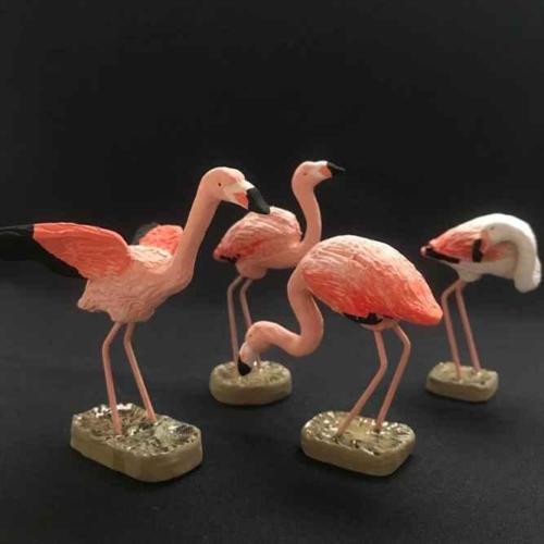 Flamant rose   18 € pièce 4 modèles