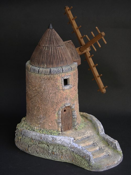 Moulin electrique 23 cm - 150 €